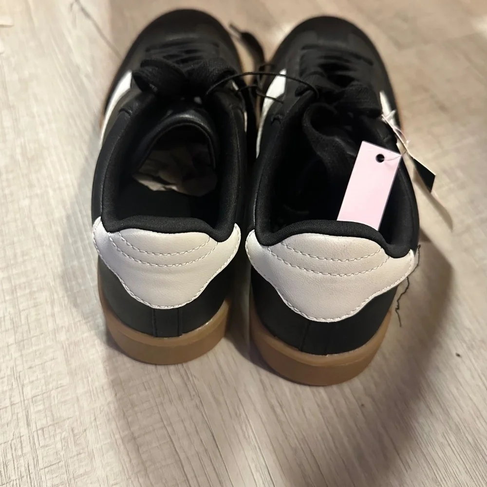 Wild Fable Sumter Women's Black Sneakers Size 7.5